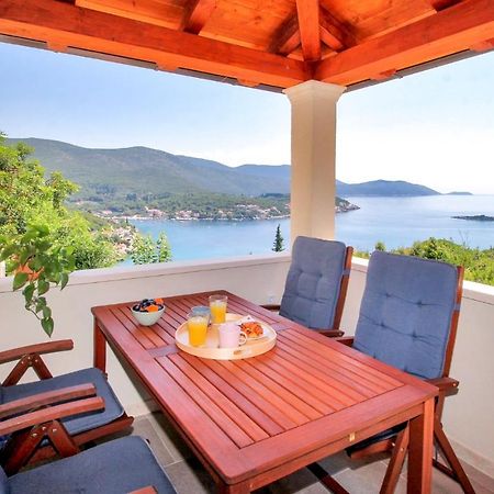 Apartment Levanat Molunat Esterno foto