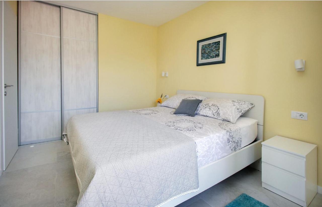 Apartment Levanat Molunat Esterno foto