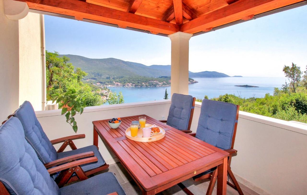 Apartment Levanat Molunat Esterno foto